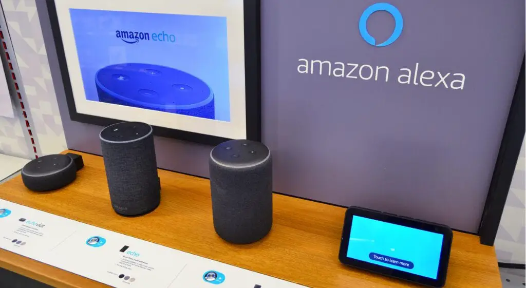 what-can-amazon-echo-do-for-seniors-senior-daily